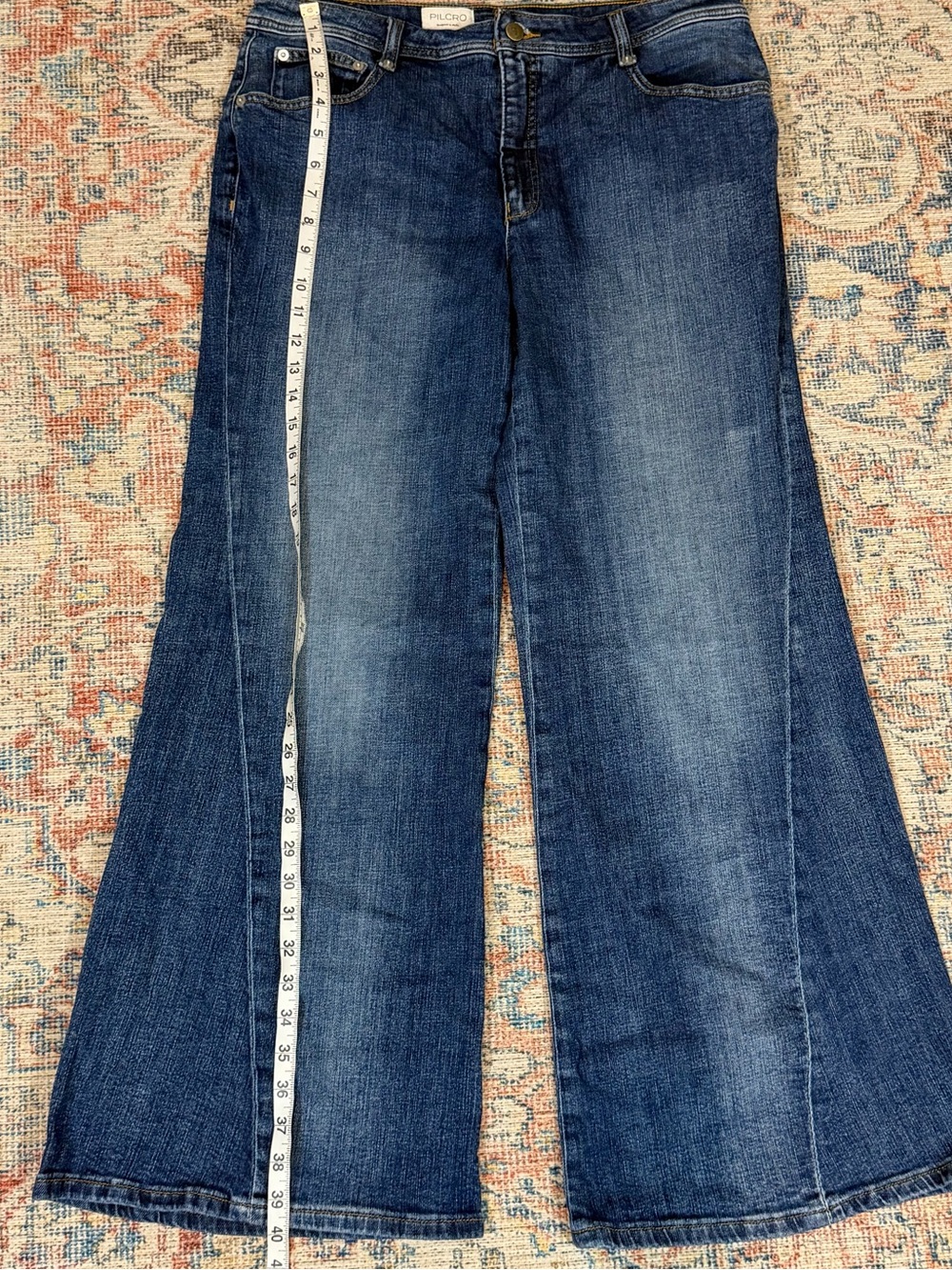Pilcro Anthropologie Jeans 32 Medium Wash Seamed Flare Bell Bottom Stretch - Picture 9 of 15